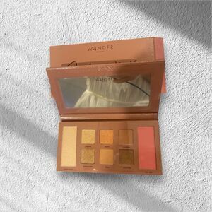 Wander Beauty Getaway eye and face palette NiB